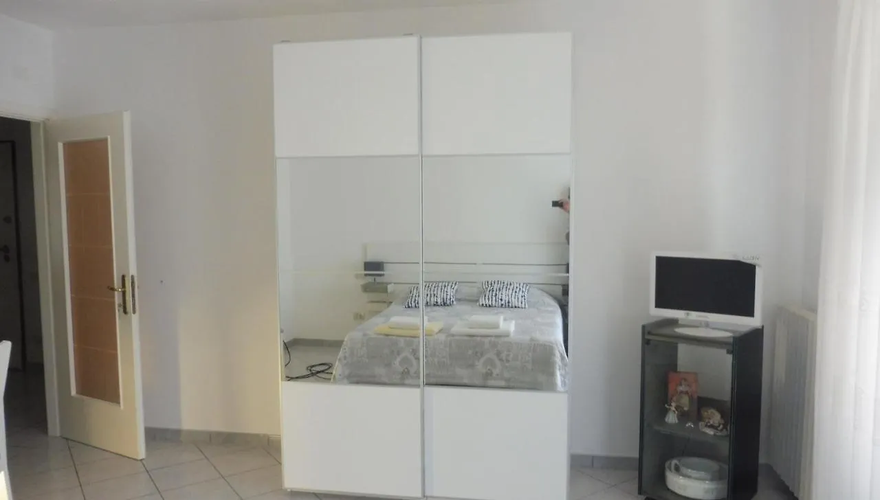Da Dany Bed & Breakfast Monte San Vito Italy