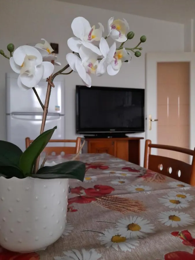 Da Dany Bed & Breakfast Monte San Vito 0*,  Italy
